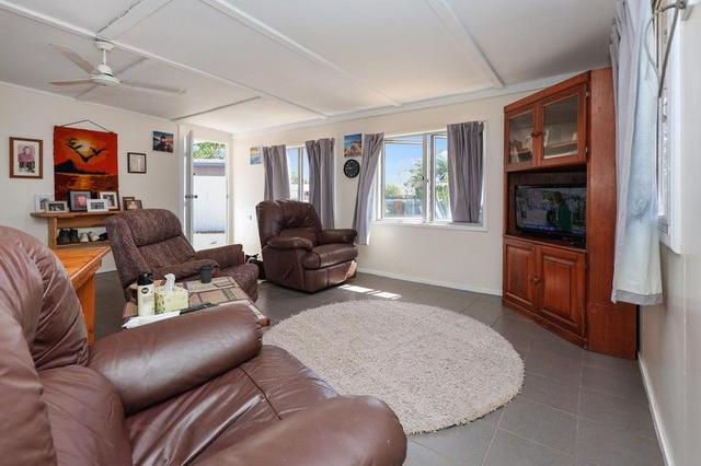 6 Ellis St, QLD 4890