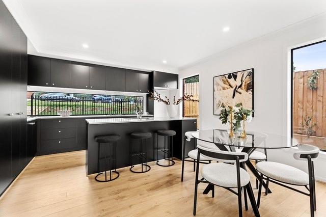 1 Oakside Place, VIC 3806