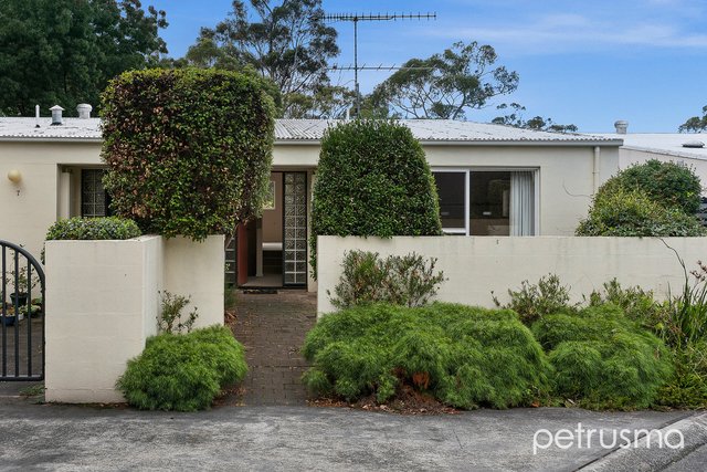 8/2-4 Channel Highway, TAS 7053