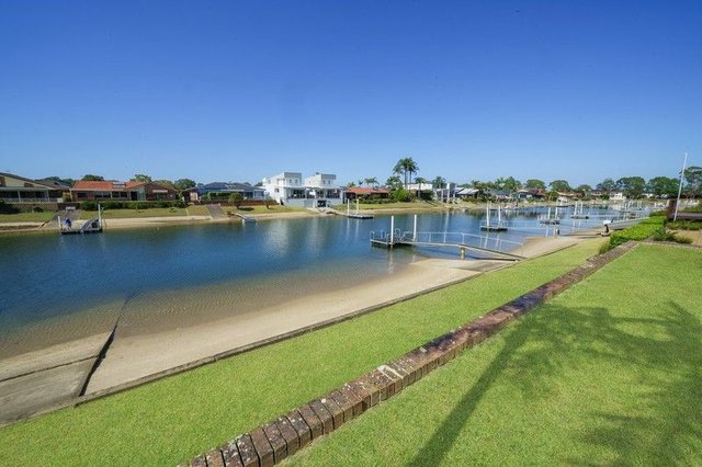 35 Newport Crescent, NSW 2444