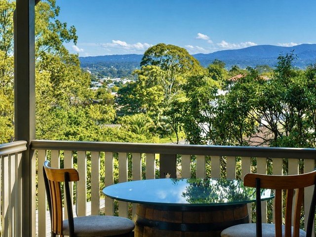 40 O'Neil Street, QLD 4105