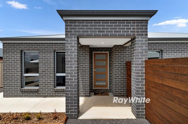 9 Sutterby Place, VIC 3496