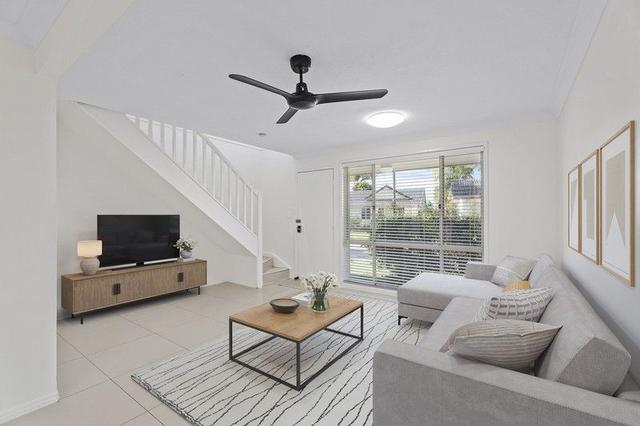 10/2 St Kevins Avenue, QLD 4217
