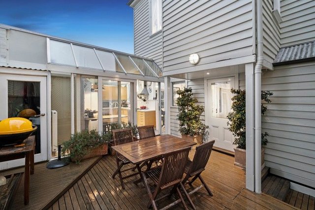 64 Auburn Parade, VIC 3123