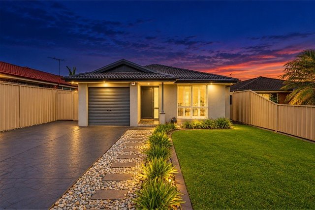 12 Nerriga Court, NSW 2170