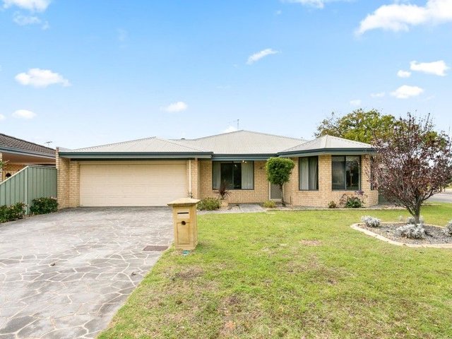 14 Tozer Loop, WA 6164