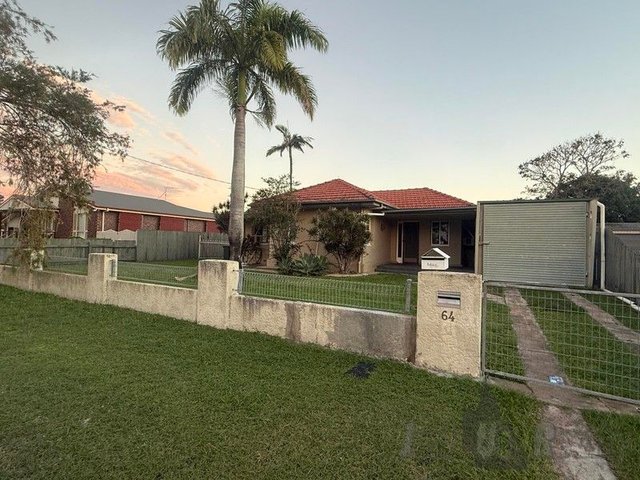 64 Lamb Street, QLD 4670