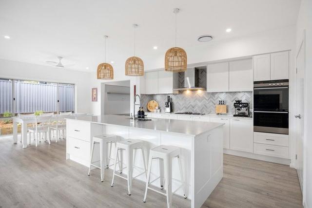 12 Wells Avenue, NSW 2444