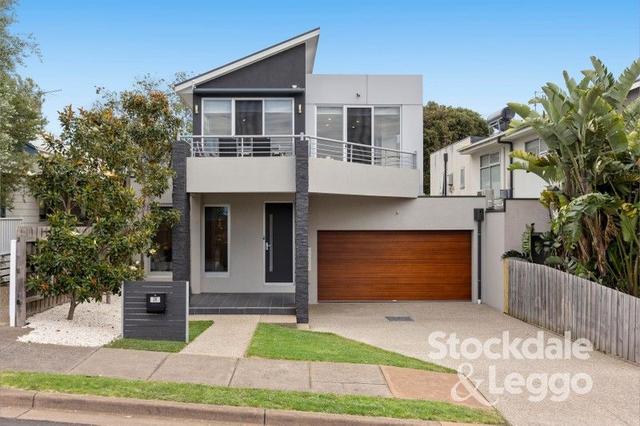 26 Ninth Avenue, VIC 3939