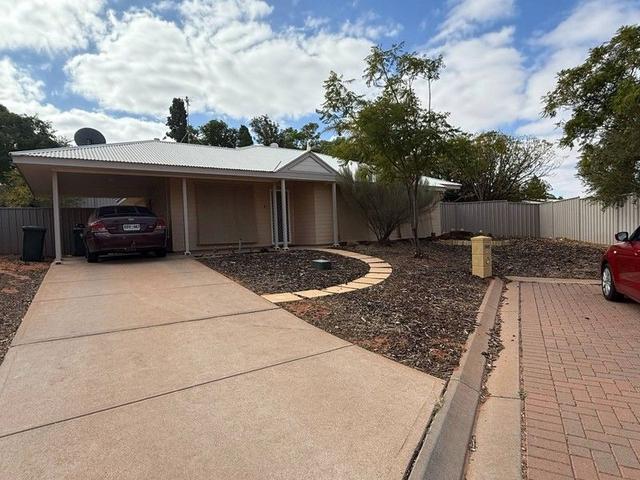 9/11 Pine Cres, SA 5725