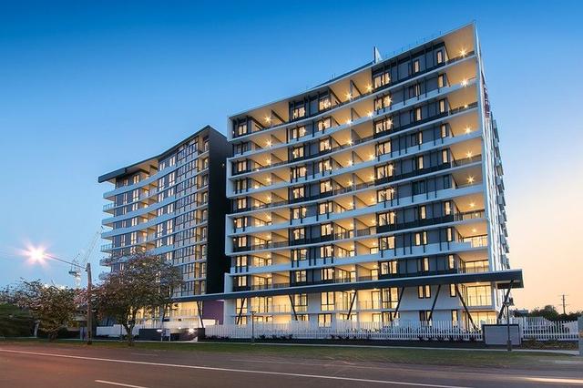 1031/123 Cavendish Road, QLD 4151