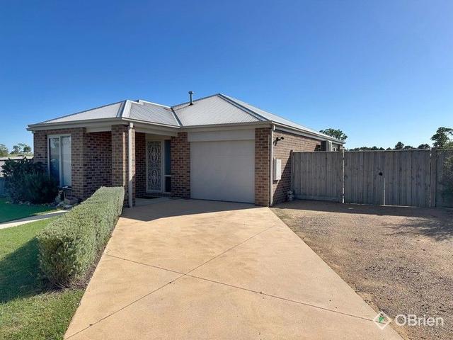 5 Kingfisher Road, VIC 3875