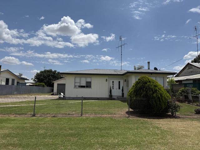 75 Tocumwal St, NSW 2713