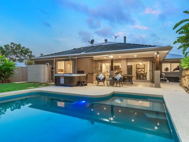 4 Skyburnett Street, QLD 4227