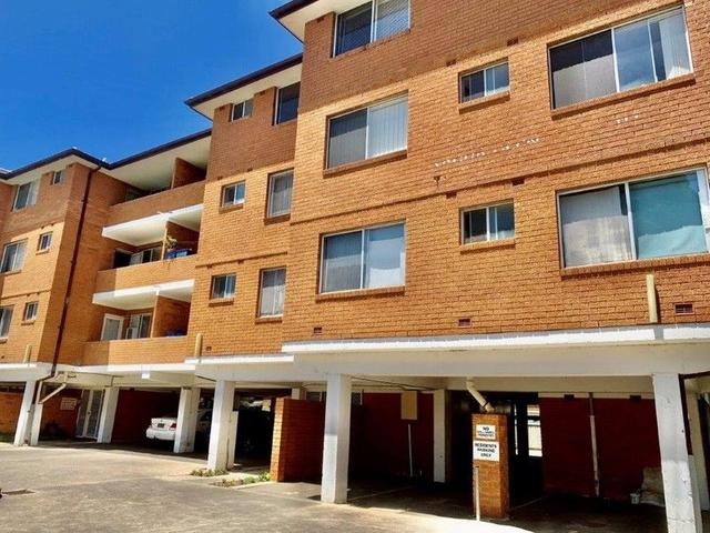 11/10 Clifford Avenue, NSW 2166