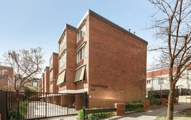 18/210 Domain Road, VIC 3141