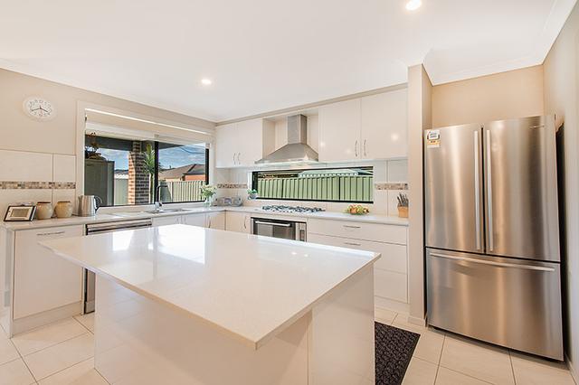 66 Ardent Crescent, VIC 3977