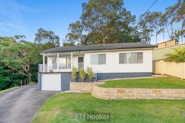 2 Bucklee  Crescent, NSW 2282