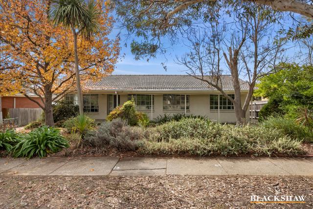 8 Ogilby Crescent, ACT 2614