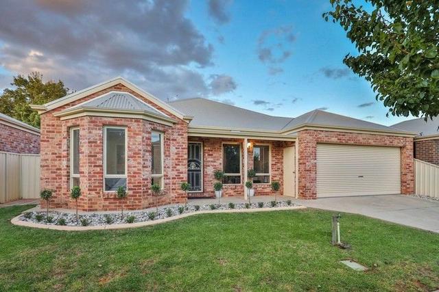 36 Carfora Drive, VIC 3500