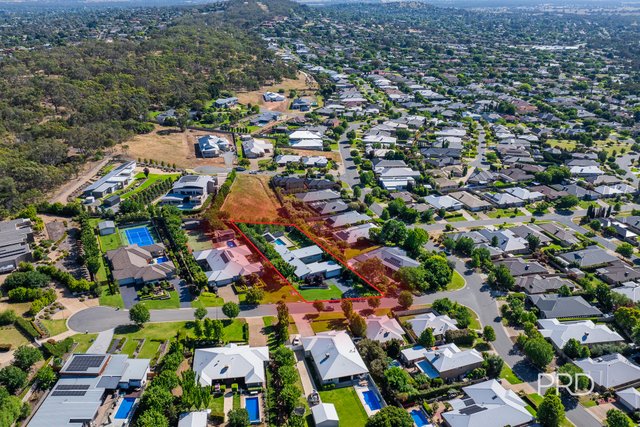 9 Spencer Place, NSW 2650