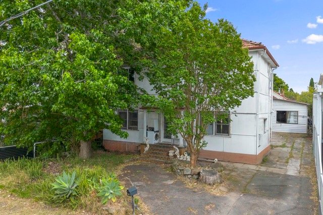 807 Henry Lawson  Drive, NSW 2213