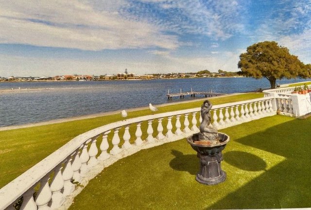 2/11 Leslie Street, WA 6210