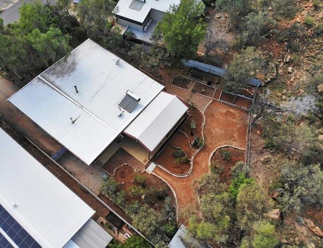 135 Woods Terrace, NT 0870