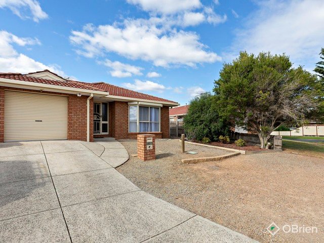 2/17 Proctor Crescent, VIC 3038