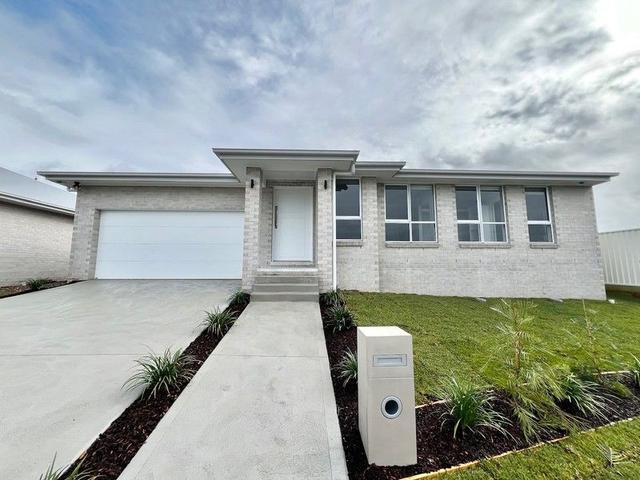 32 Dulcimere Street, NSW 2573