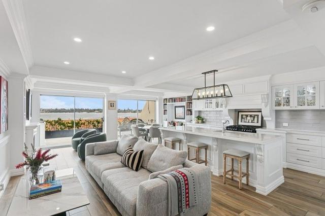 8/18 Victoria Avenue, WA 6010