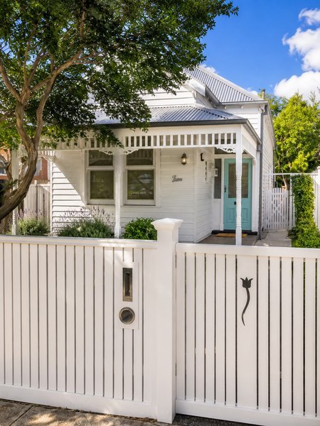 10 Walnut Street, VIC 3163