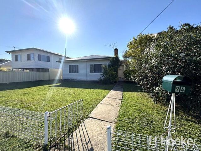 94 Evans Street, NSW 2360