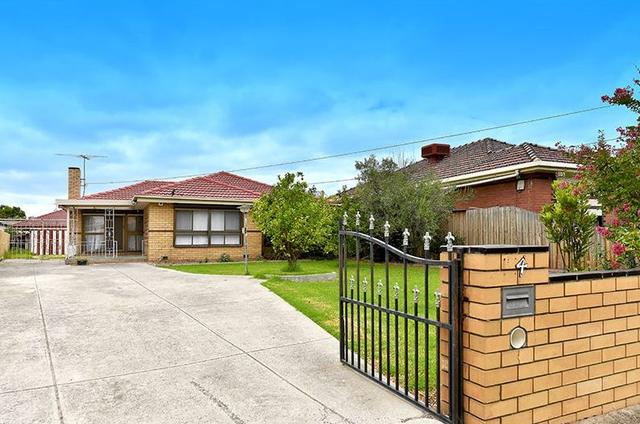 4 Somerlayton Crescent, VIC 3060