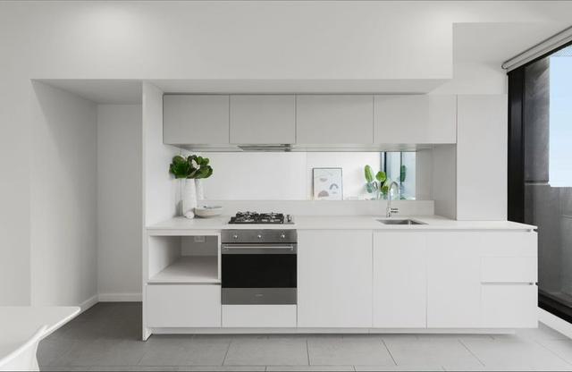 304/881 Dandenong Road, VIC 3145