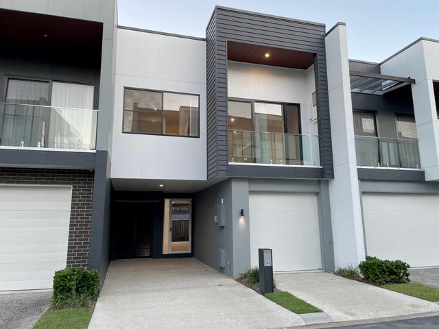 9 Arvore Place, QLD 4209
