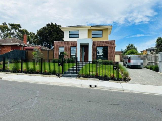 1/100 Woodhouse Grove, VIC 3129