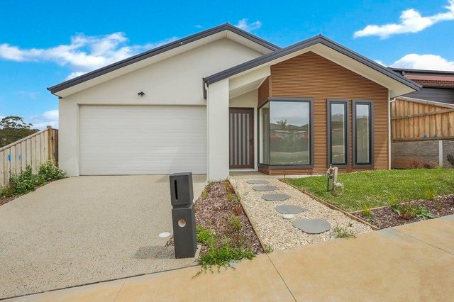 26 Mapleton Avenue, VIC 3820