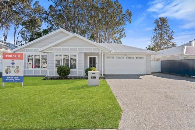 10 Banyan Circuit, QLD 4160