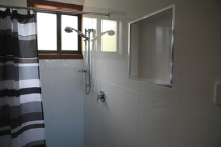 Shower Room (2013-02-06)