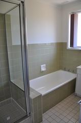 Bathroom (2017-02-09)