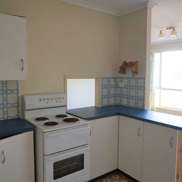 1/393 West Street, QLD 4350
