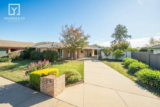 4 Pell Cres, VIC 3629