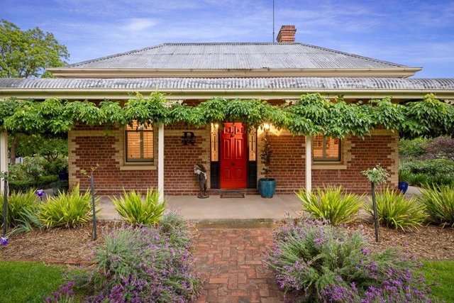 117-119 Hovell Street, NSW 2643