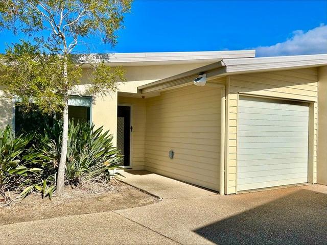 4/5 Valley Vista  Court, QLD 4680