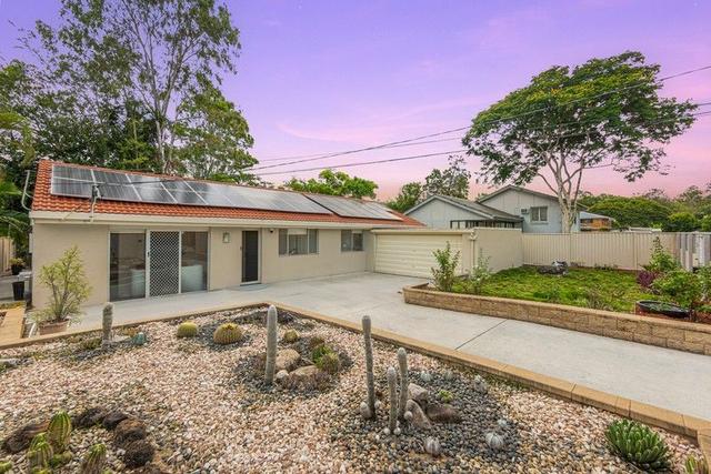 8 Durness Street, QLD 4069