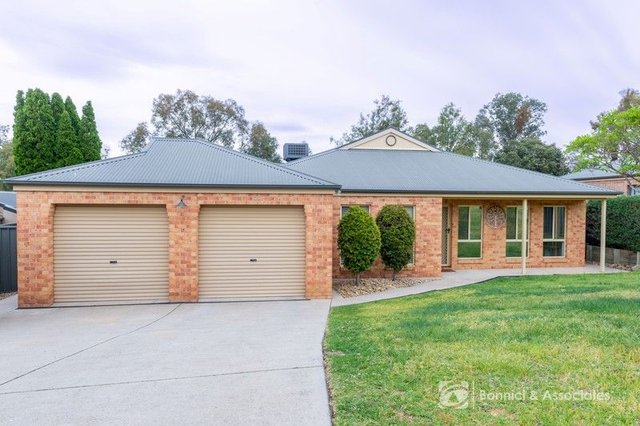 39 Heppner Court, NSW 2640