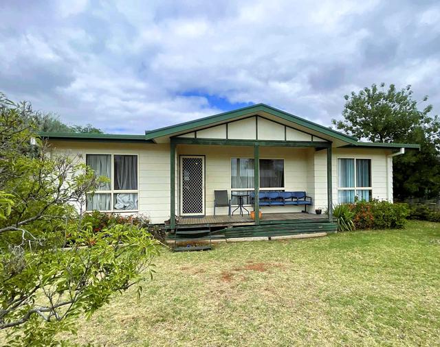 49 Heath Crescent, NSW 2680