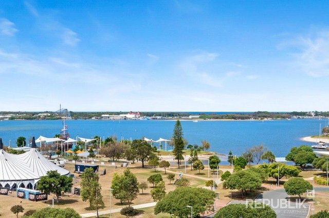 29/136 Marine Parade, QLD 4215