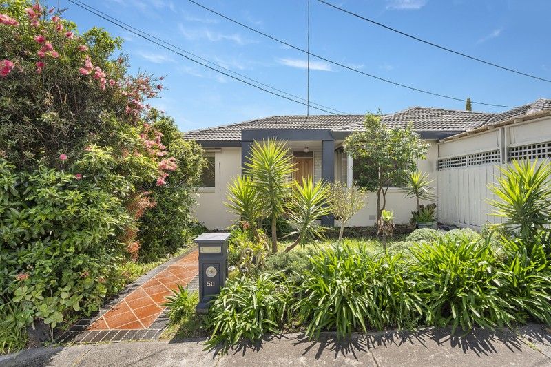 https://images.allhomes.com.au/property/photo/b04f8e2c3a1dbd01bc7434a108fb55b0_hd.jpg